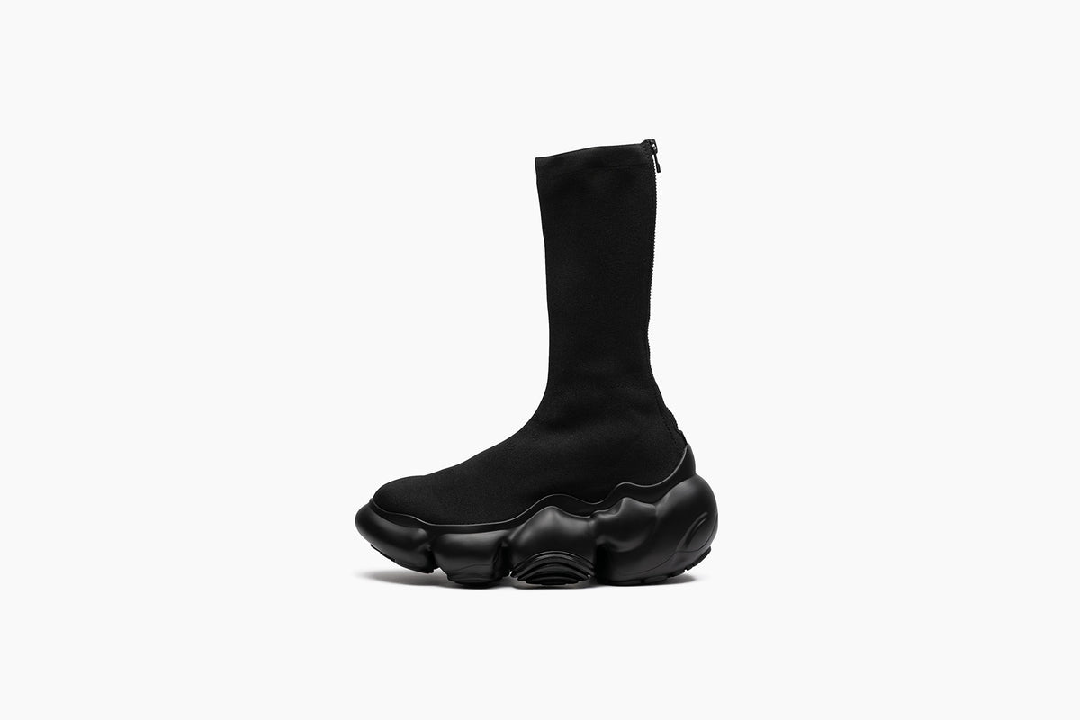 MOOPIE KNIT BOOTS - BLACK / BLACK MATTE (ムーピーニットブーツ 