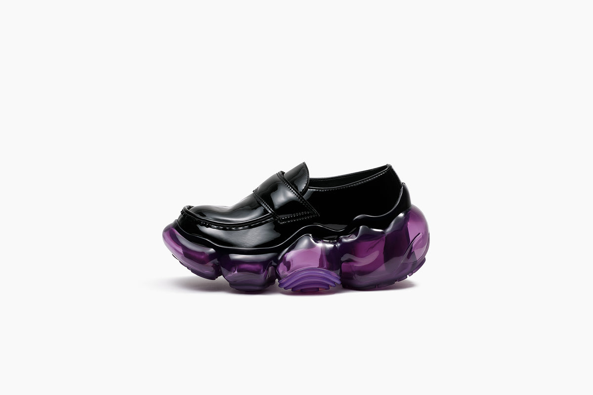MOOPIE LOAFER - BLACK ENAMEL / PURPLE (ムーピーローファー 