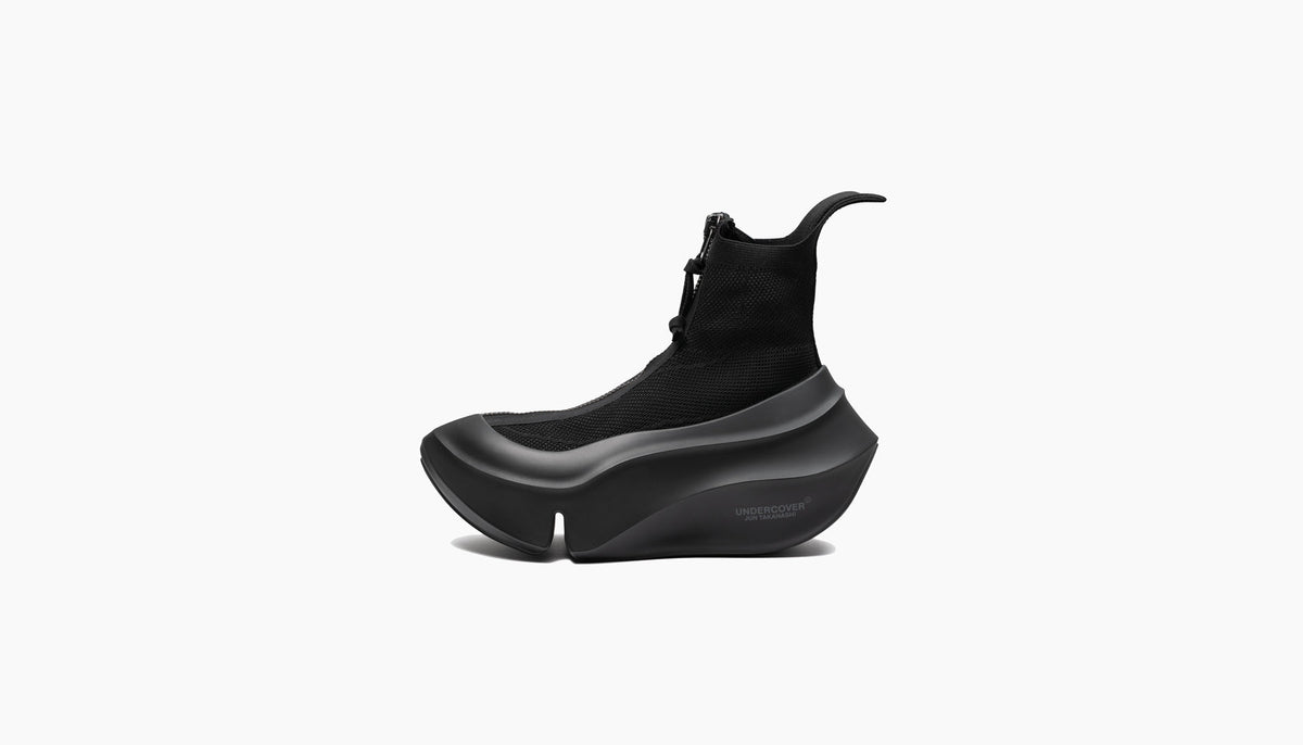 UNDERCOVERとのコラボレーションシューズを発売