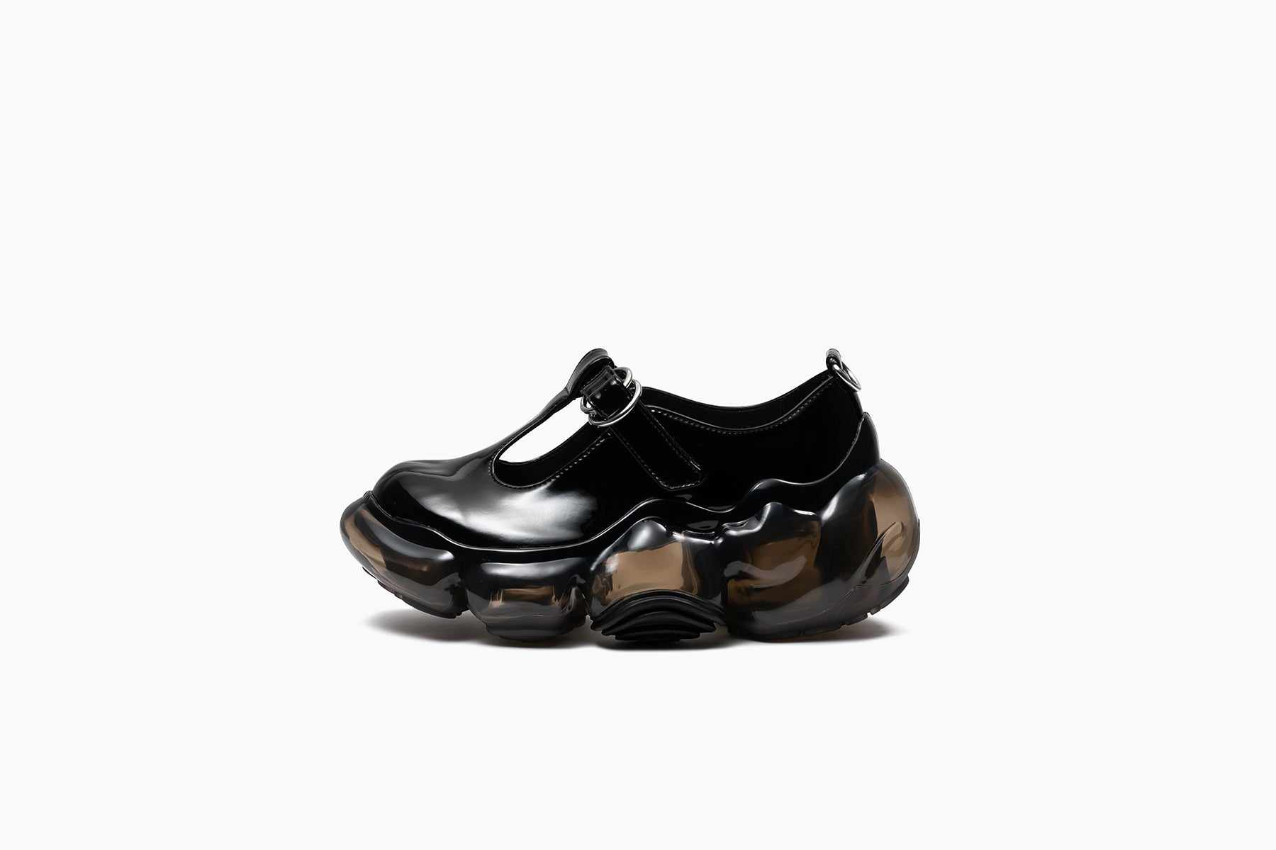 grounds MOOPIE T MARY JANE　BLACK ENAMEL / BLACK
