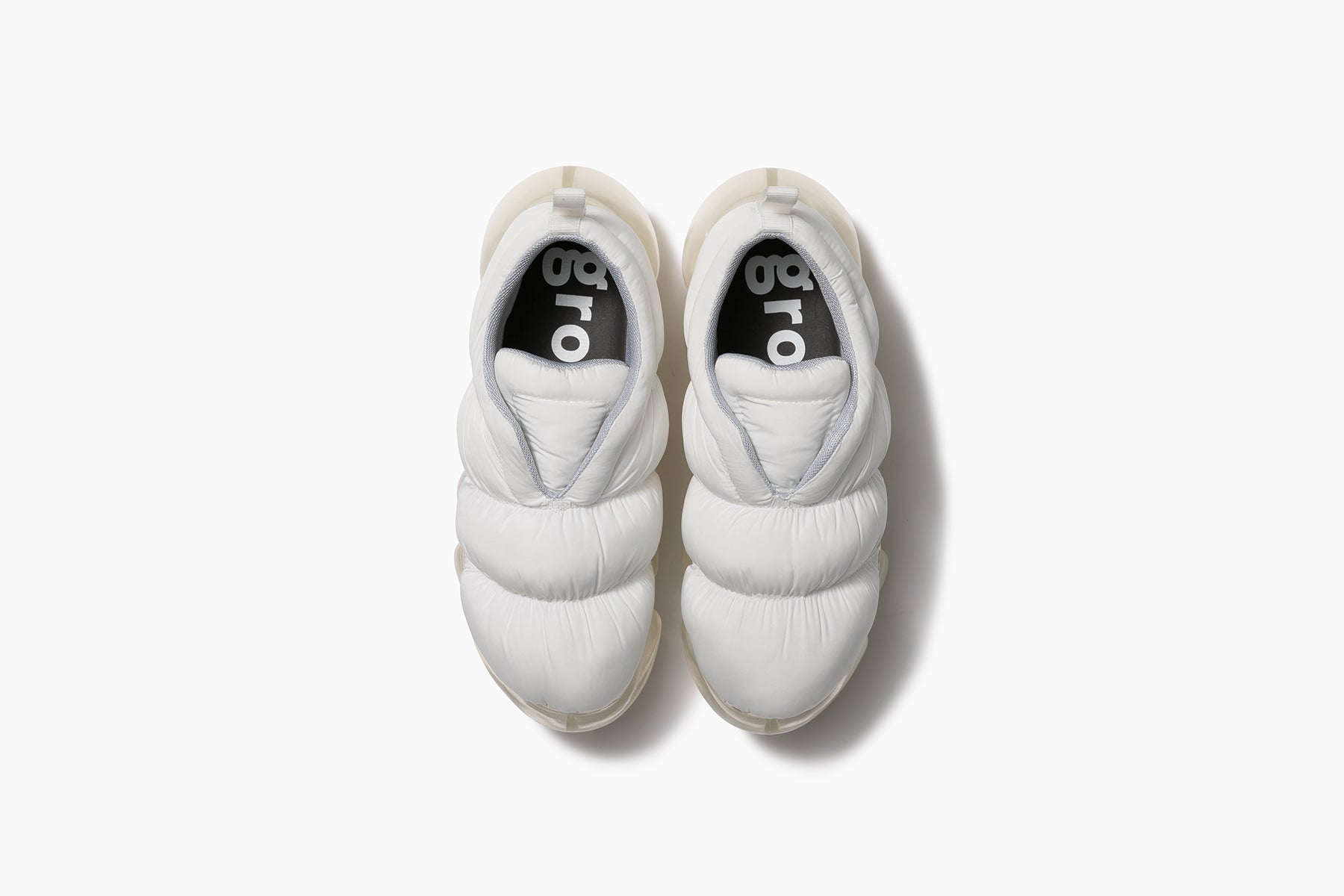 grounds JEWELRY PUFF TRAINER　WHITE / CLEAR