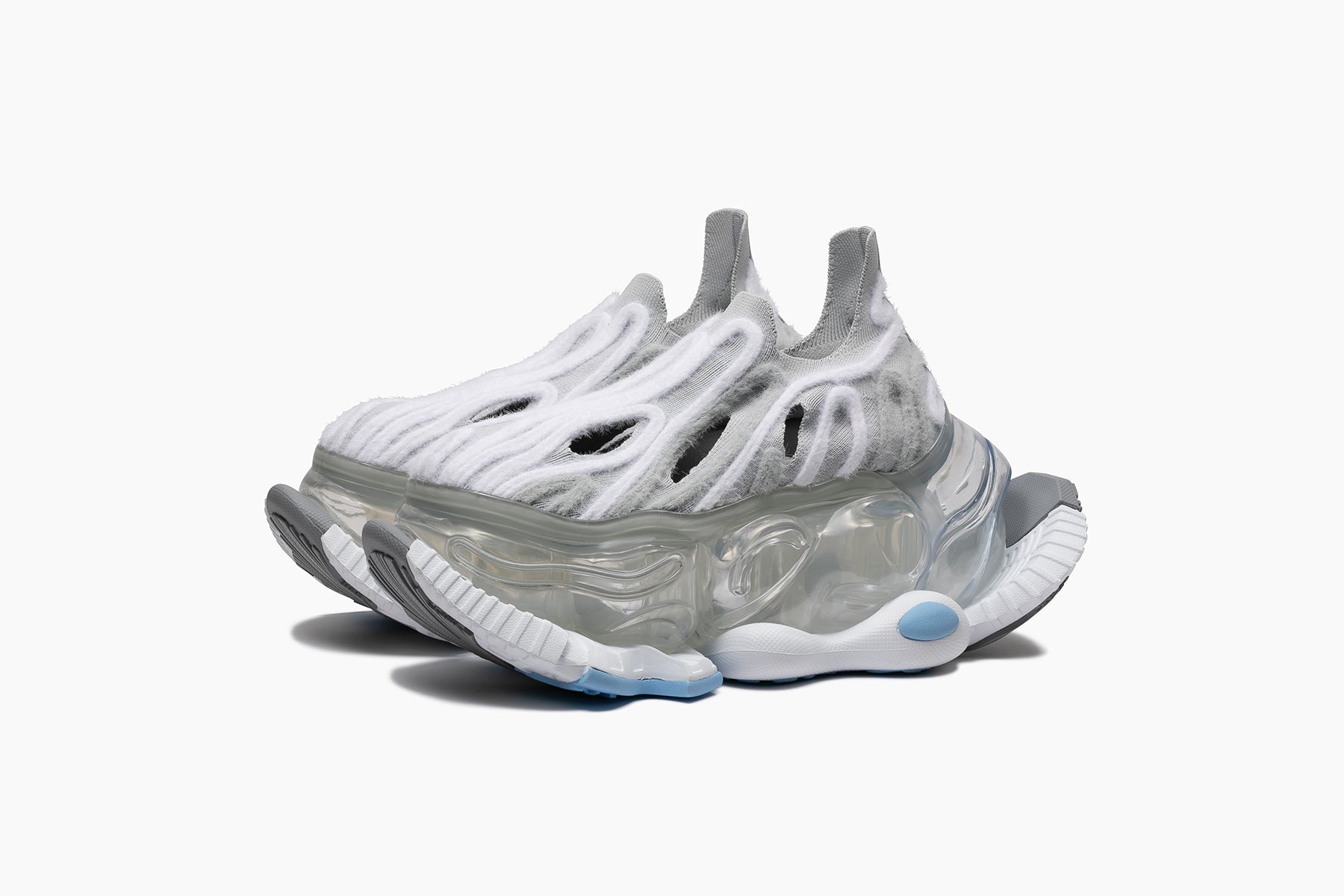 grounds SKYSCRAPER FALCON PUPA　GRAY WHITE / CLEAR  ICE GRAY