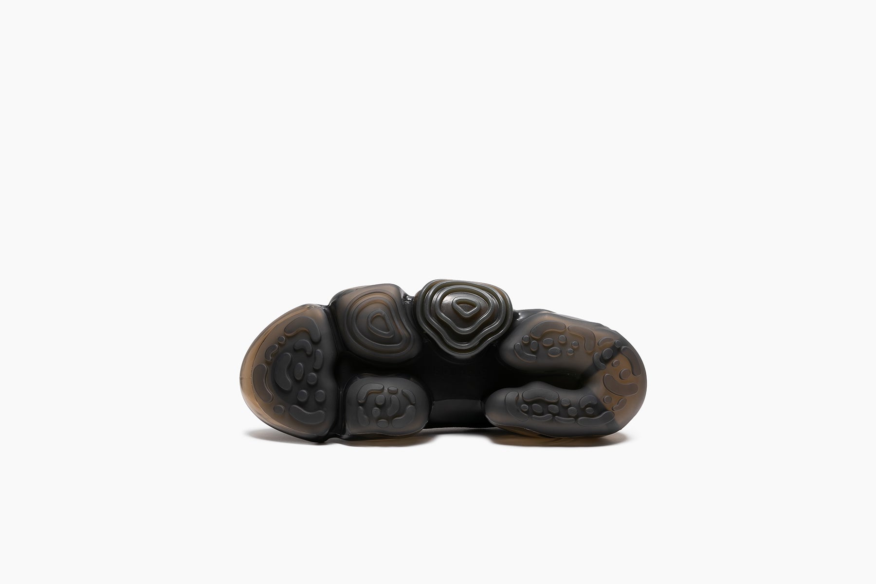 grounds MOOPIE x HEAVEN TANUDIREDJA　06 |  CHAINS MERRY / BROWN