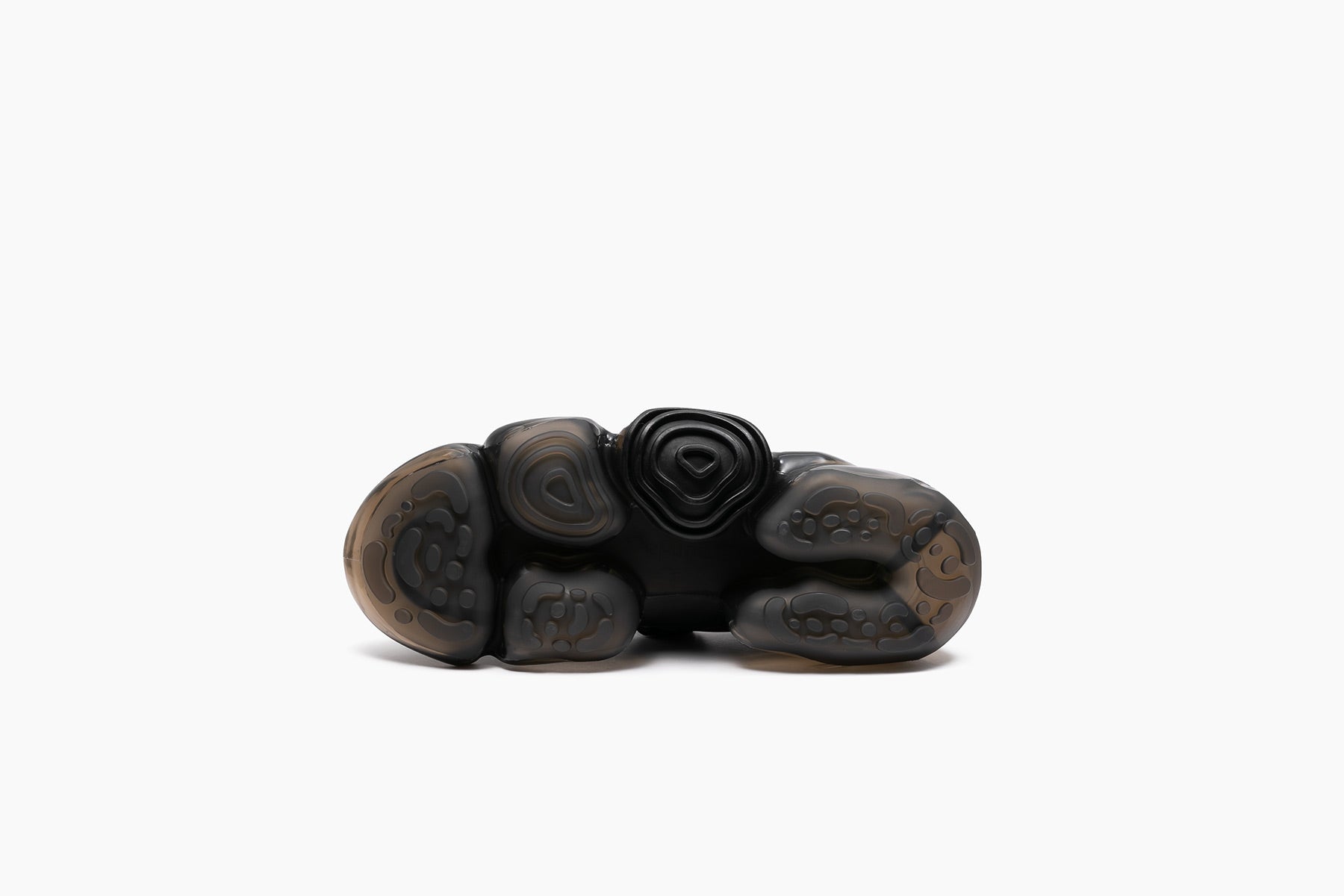 グラウンズ MOOPIE PUMPS MOOPIE STRAP PUMPS - BLACK / BLACK SOLID (ムーピー