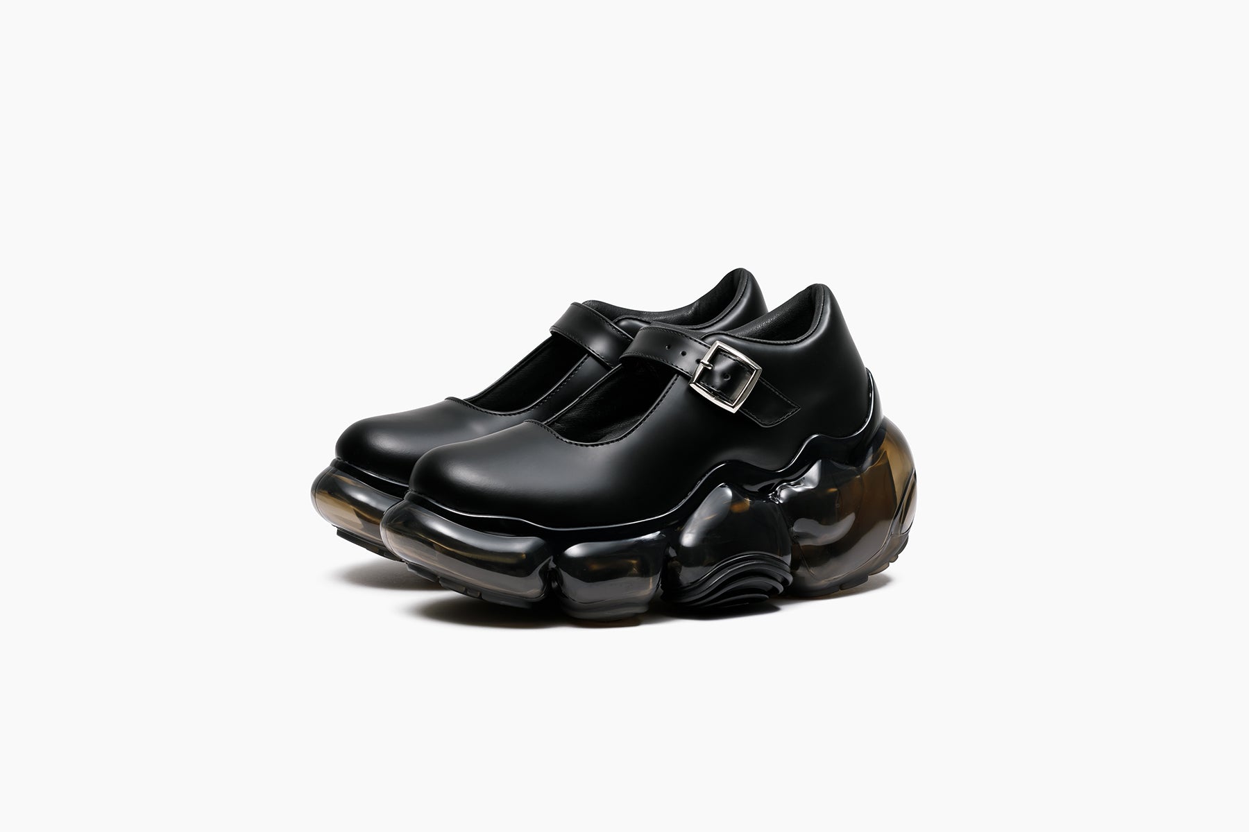 MOOPIE PEBBLE - BLACK LEATHER / BLACK (ムーピー ペブル ブラック