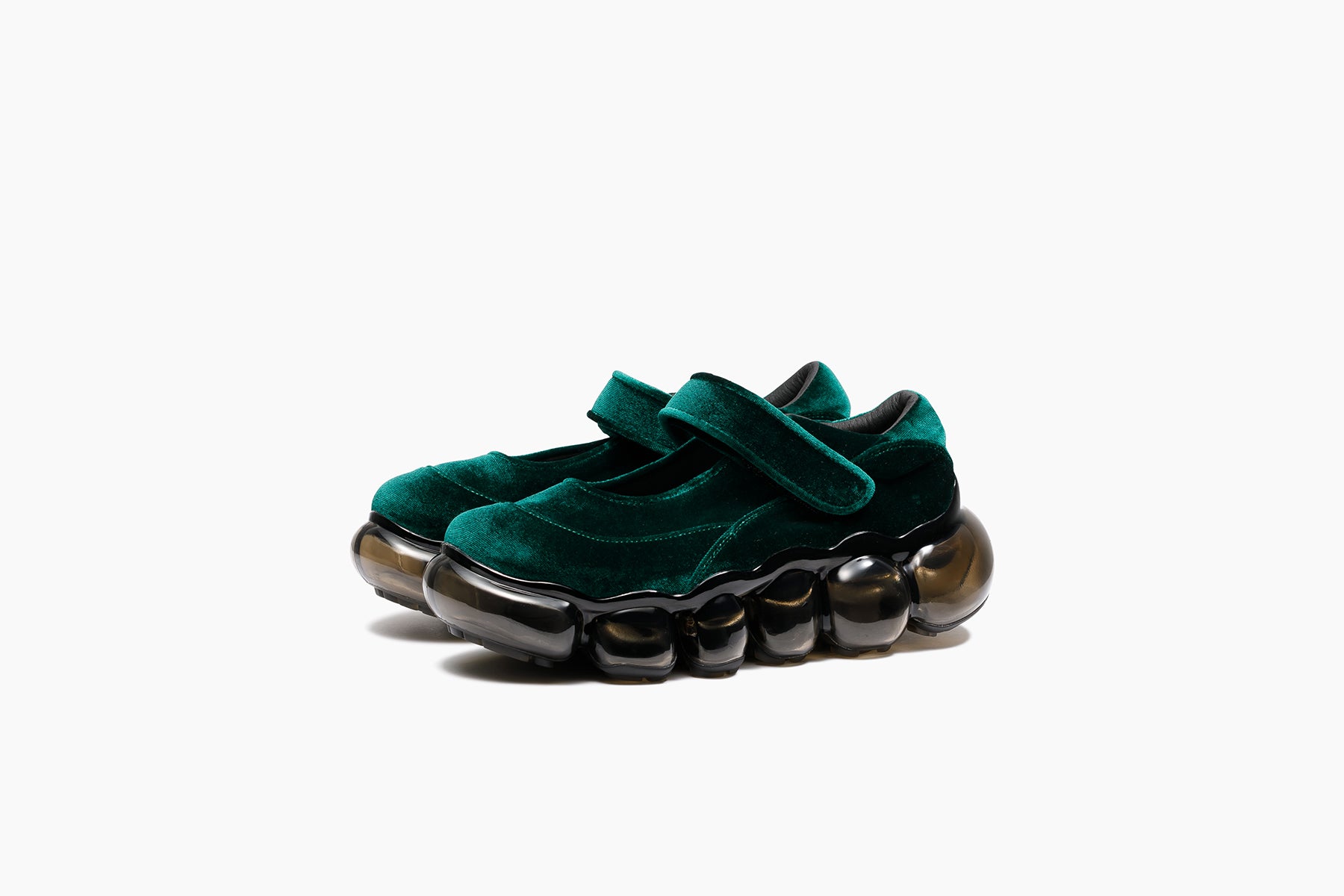 grounds JEWELRY COCOON　GREEN VELVET / BLACK