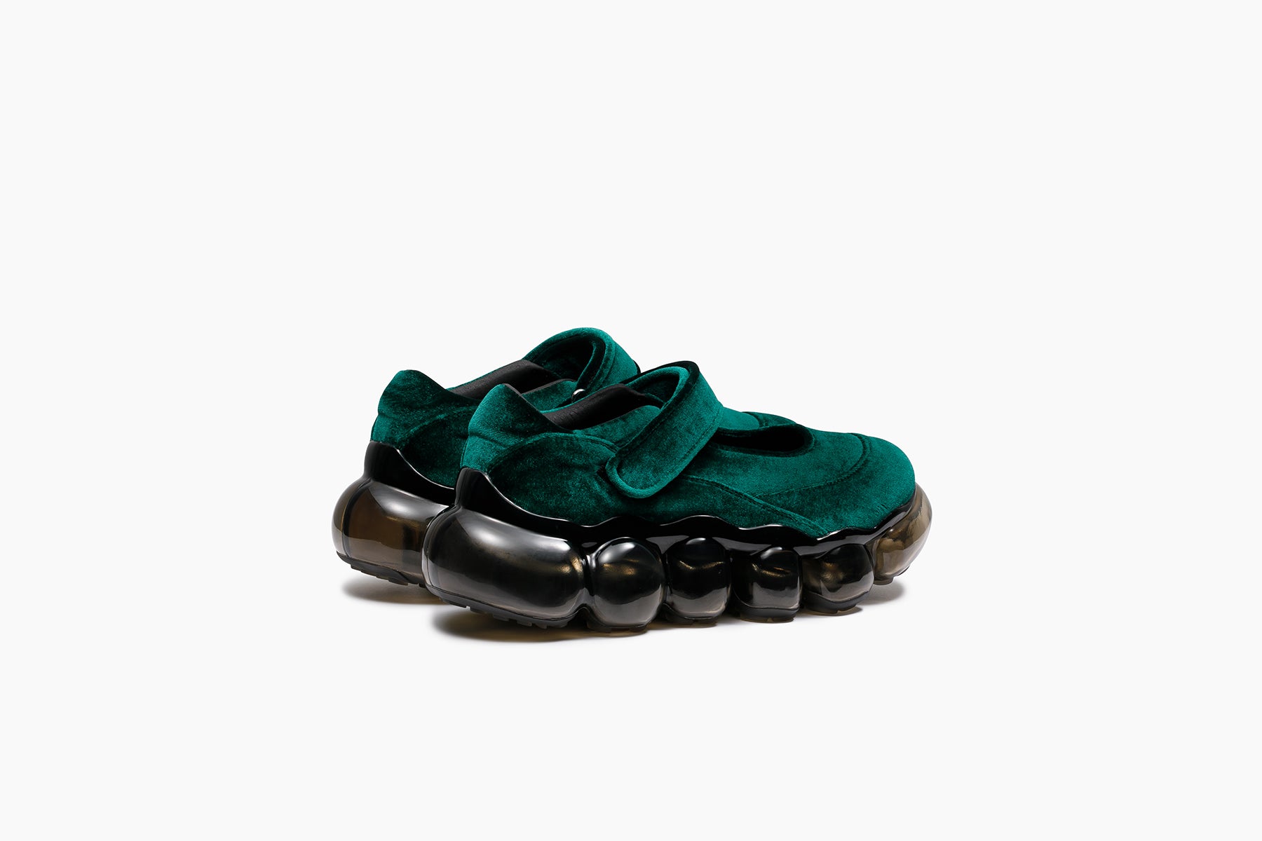 grounds JEWELRY COCOON　GREEN VELVET / BLACK