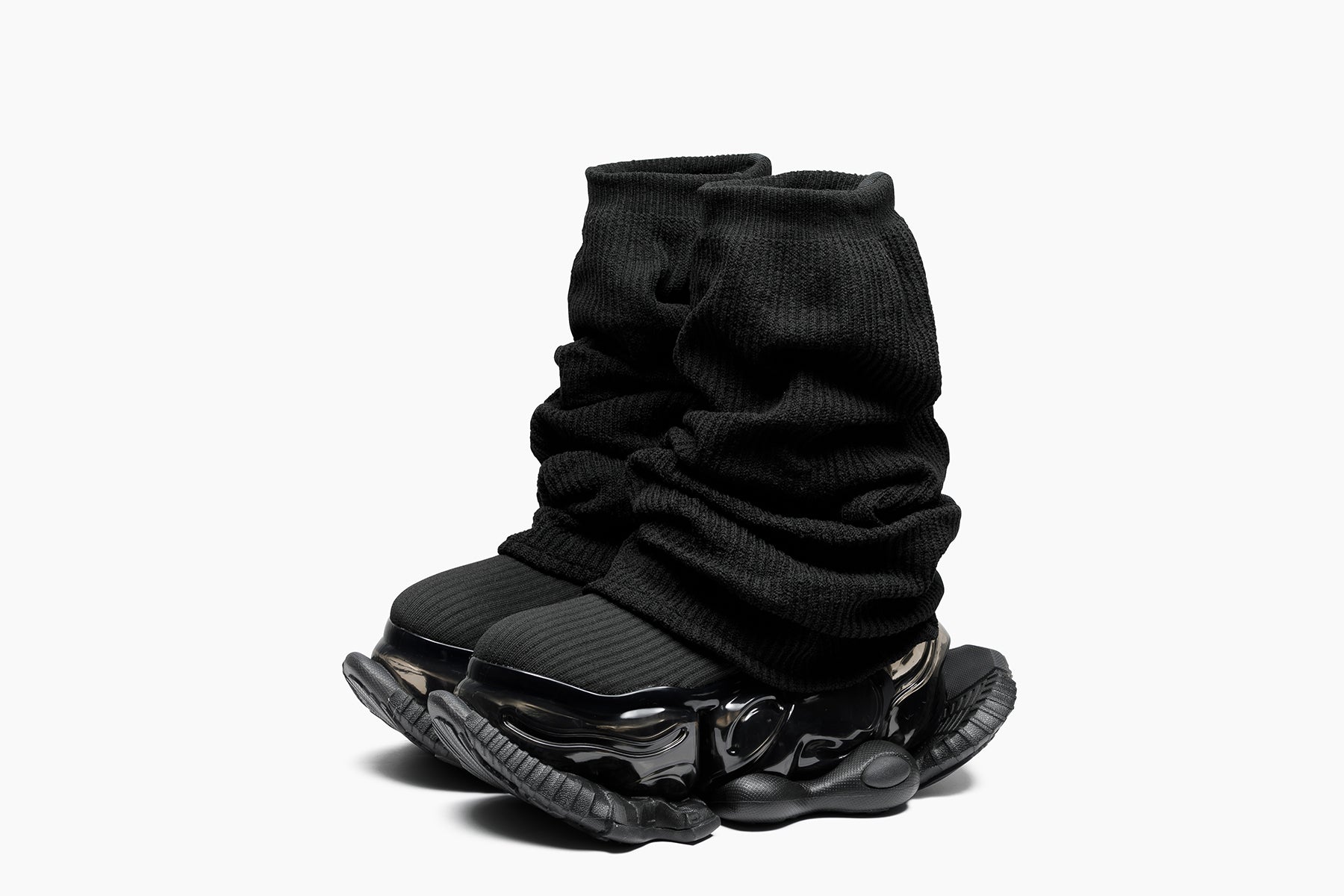 SKYSCRAPER FALCON LOOSE SOCKS BLACK / BLACK (スカイスクレーパー