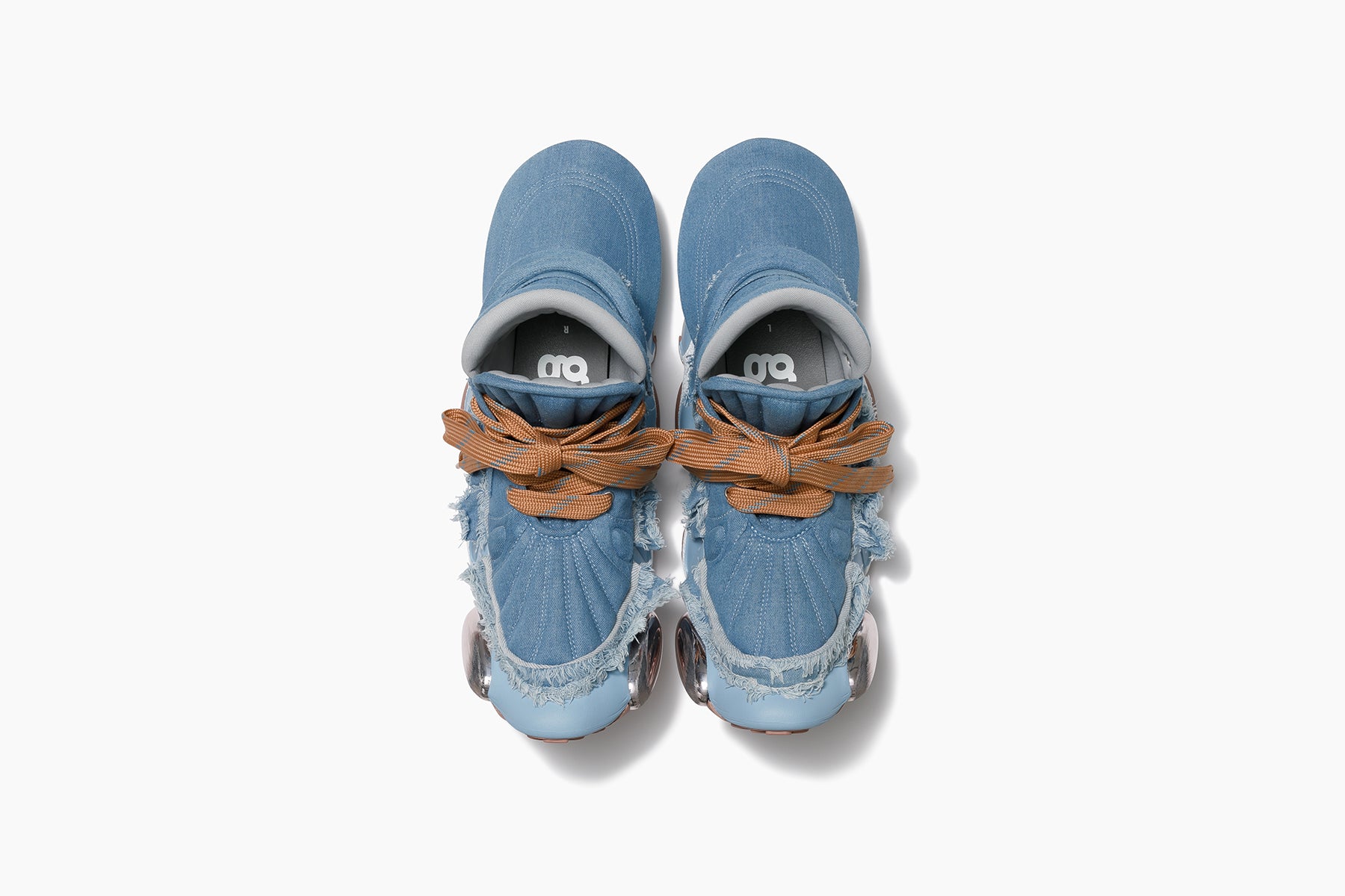 LIUです。 CRYSTAL SURVIVOR - LIGHT DENIM / LIGHT BLUE CLEAR (クリスタル