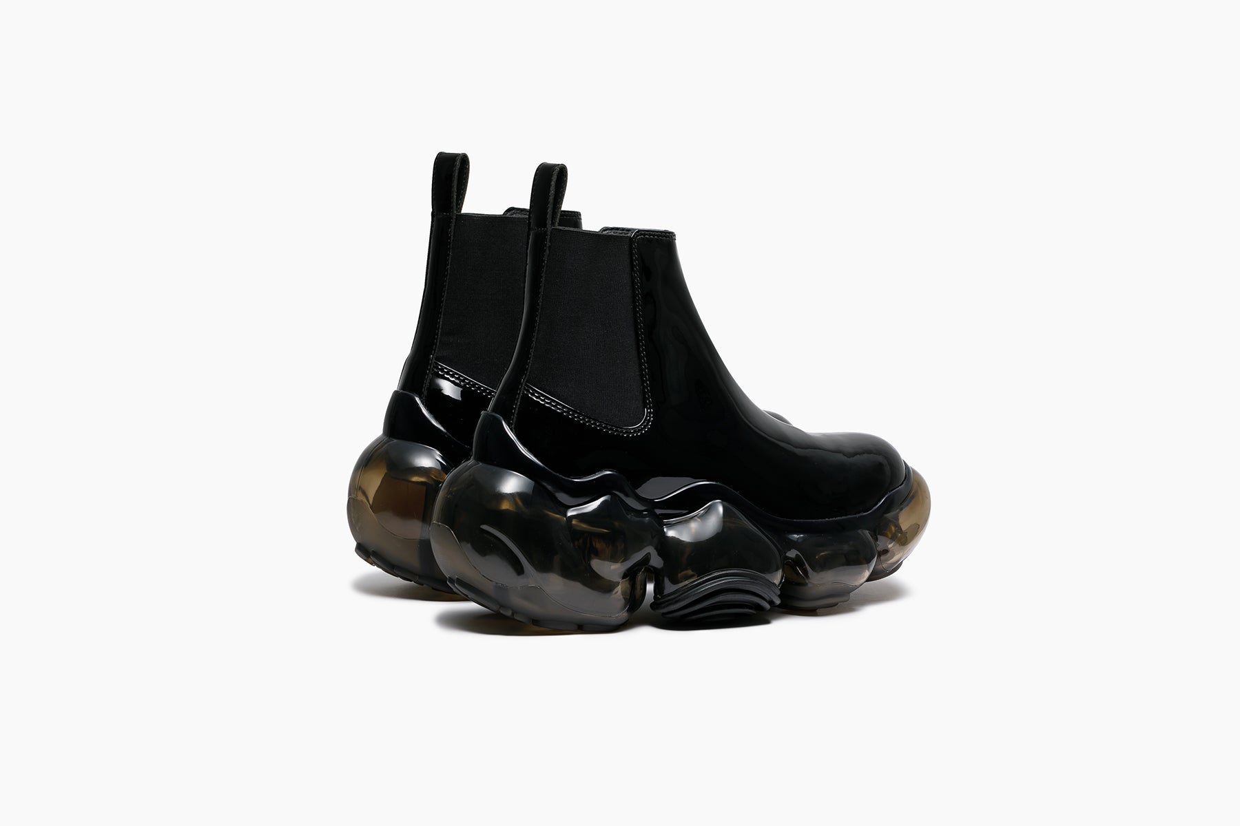 grounds MOOPIE SIDE GORE　BLACK ENAMEL / BLACK