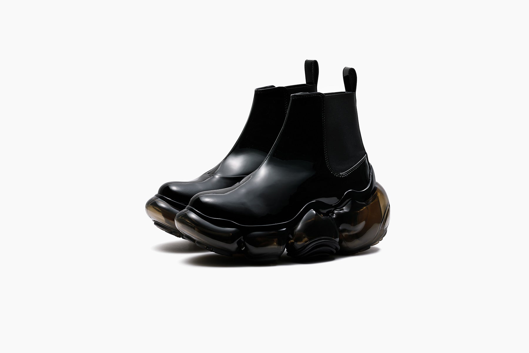 grounds MOOPIE SIDE GORE　BLACK ENAMEL / BLACK