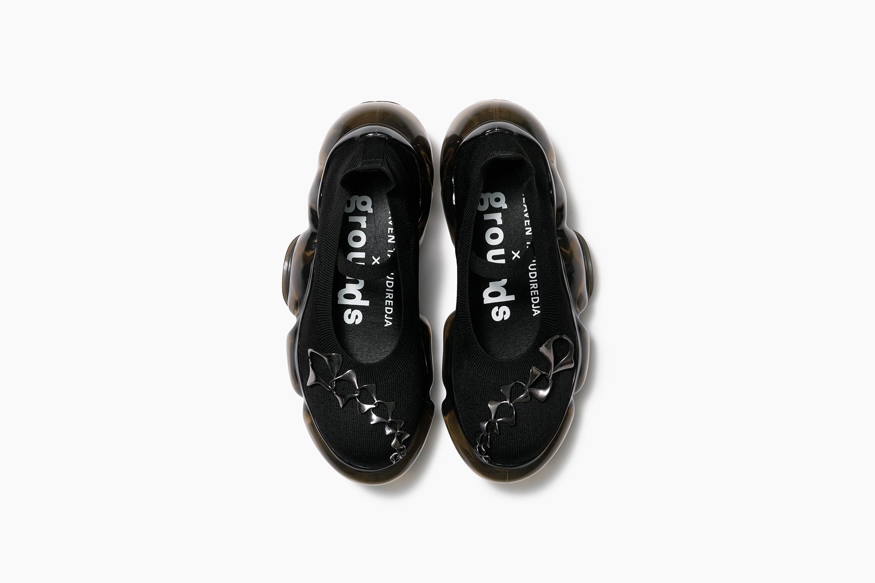 grounds MOOPIE x HEAVEN TANUDIREDJA　06 |  CHAINS MERRY / BLACK / BLACK