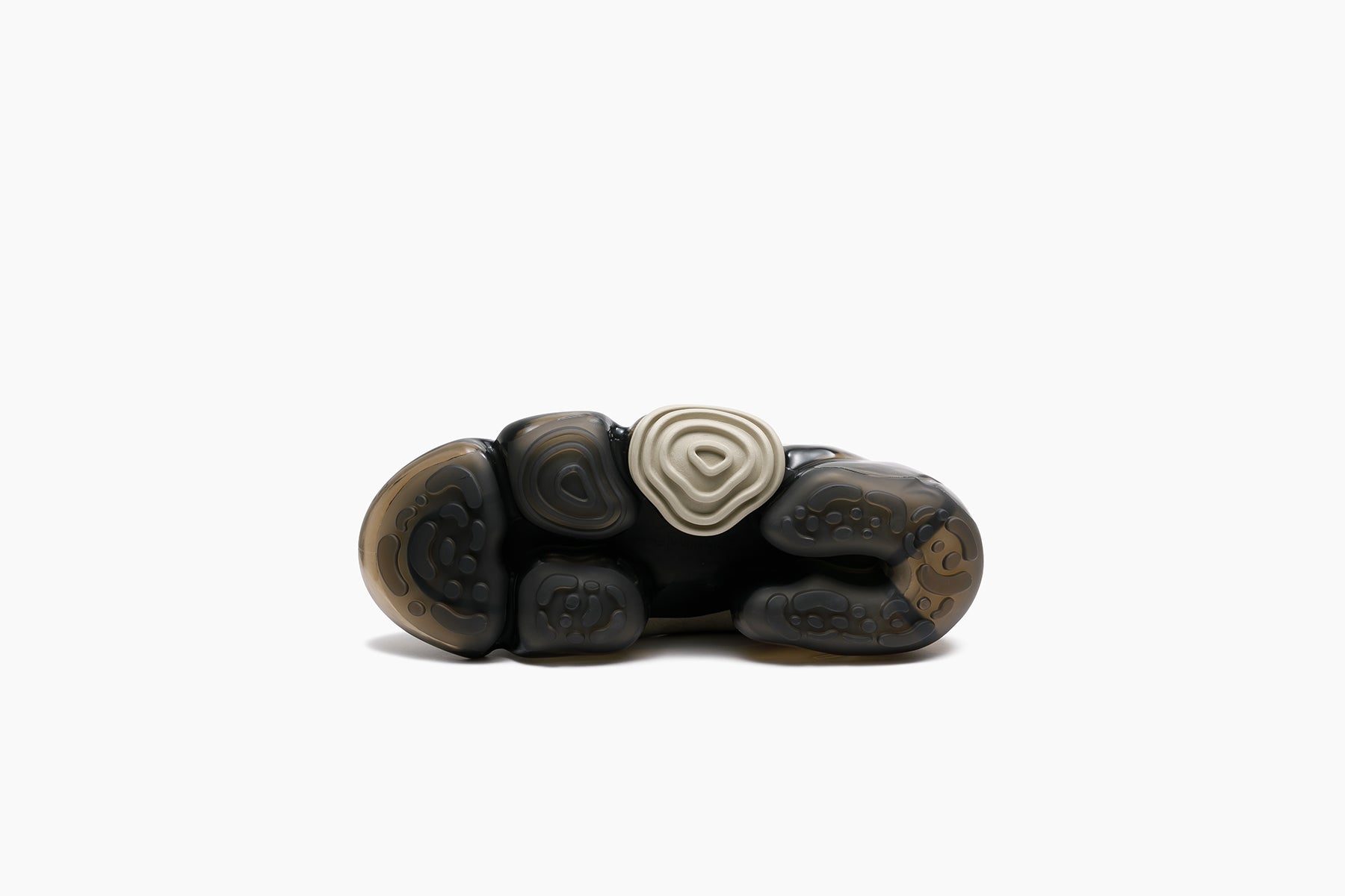 韓国トイ　ジオメカ　ナスホーン MOOPIE NAZCA LACE - BLACK NUDE / BLACK (ムーピー ナスカ レース