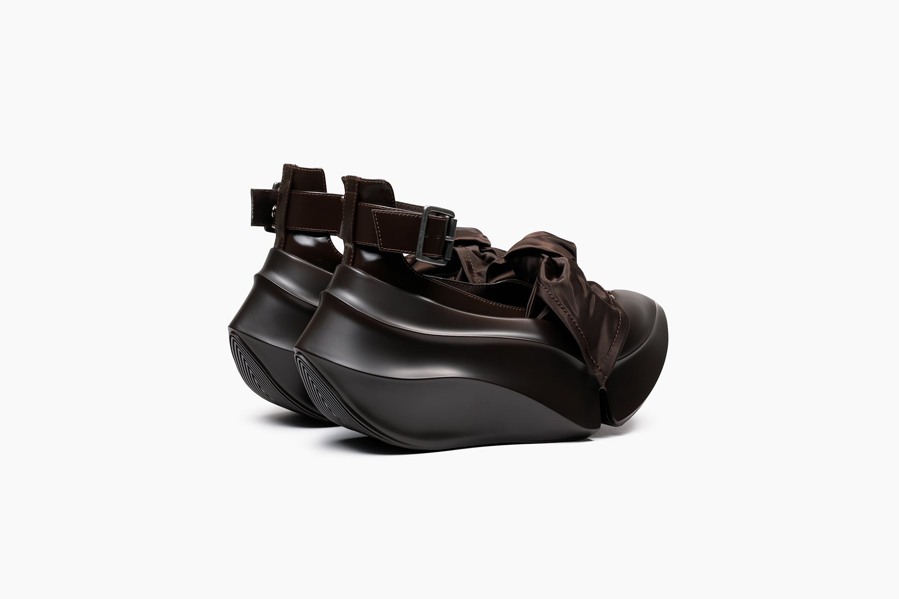 ORCA HANKIE SANDAL - DARK BROWN / DARK BROWN PAINT (オルカ