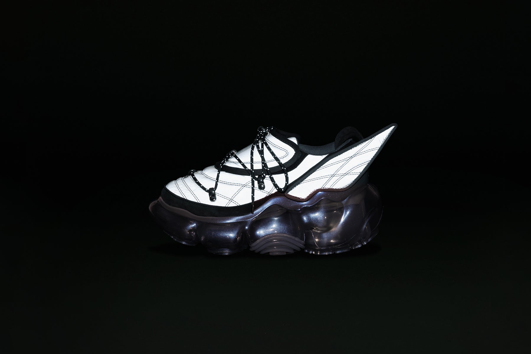 grounds MOOPIE x MON7A GRAY REFLECTOR / ICE GRAY AURORA