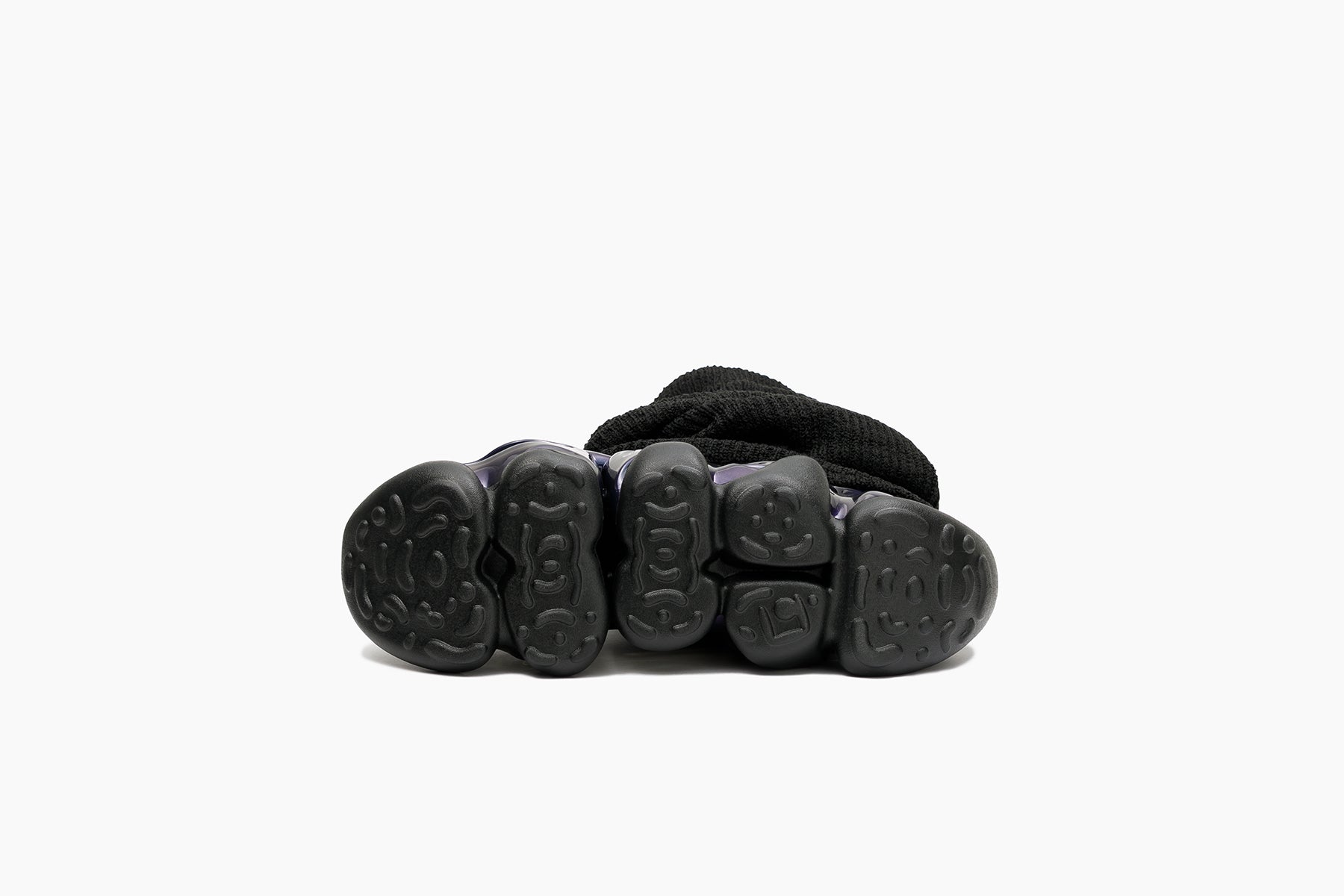 grounds SKYSCRAPER LOOSE SOCKS KNIT BLACK / BLACK AURORA