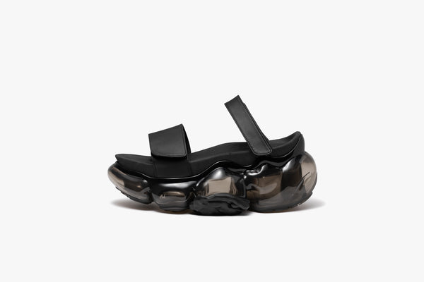 MOOPIE LEATHER SANDAL - BLACK / BLACK (ムーピー レザー サンダル 